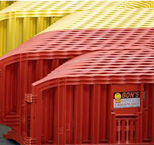 Red and Yellow Color Crowd Control Barricases